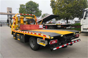 闵行区道路救援拖车报价