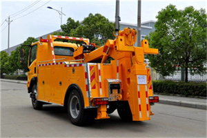 闵行区高速路拖车费